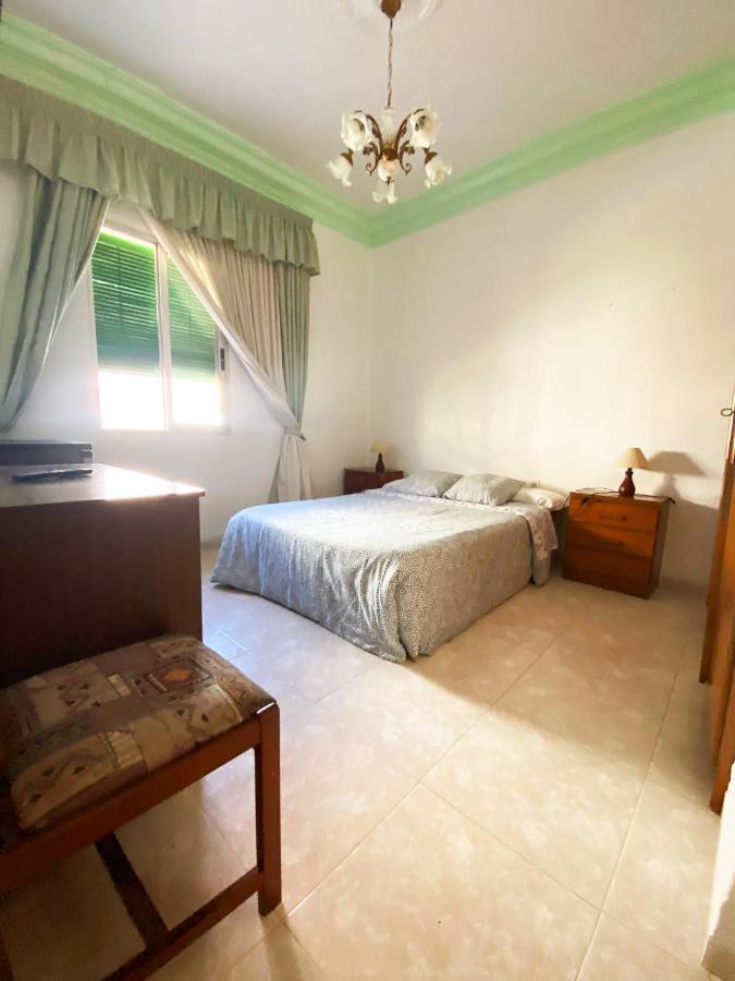 La Malvarrosa Beach Rooms In Shared Apartment Valencia Exterior photo